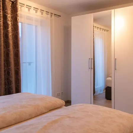 Drossel - Vogelhaus Apartmán *